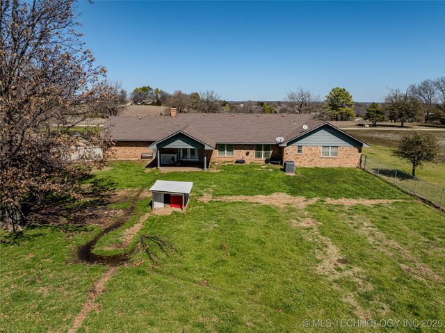 7079 Sweetgum Road, Kingston, OK 73439