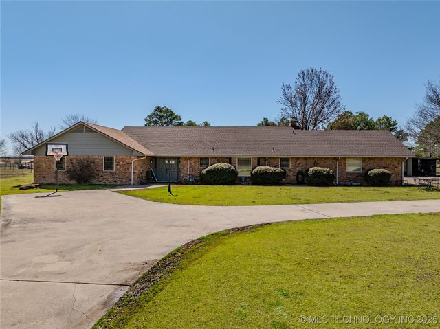 7079 Sweetgum Road, Kingston, OK 73439