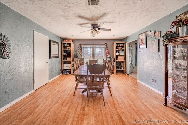 7079 Sweetgum Road, Kingston, OK 73439