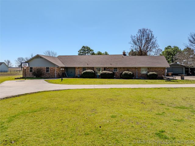 7079 Sweetgum Road, Kingston, OK 73439
