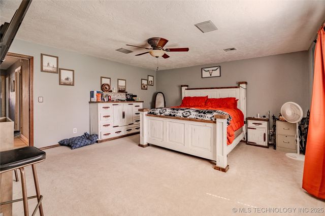 7079 Sweetgum Road, Kingston, OK 73439
