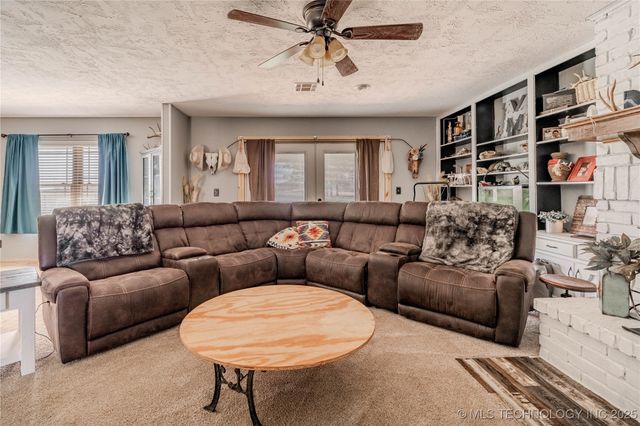 7079 Sweetgum Road, Kingston, OK 73439