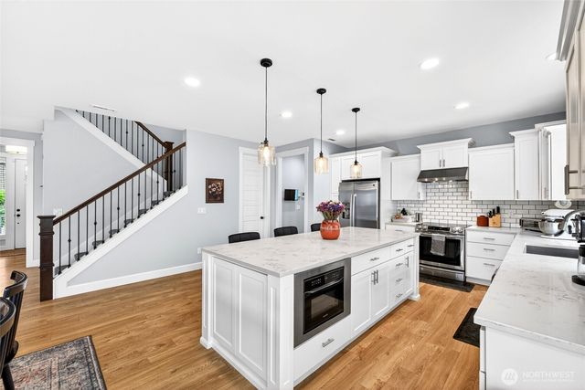 8019 119th Street E, Puyallup, WA 98373