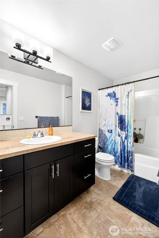 8019 119th Street E, Puyallup, WA 98373