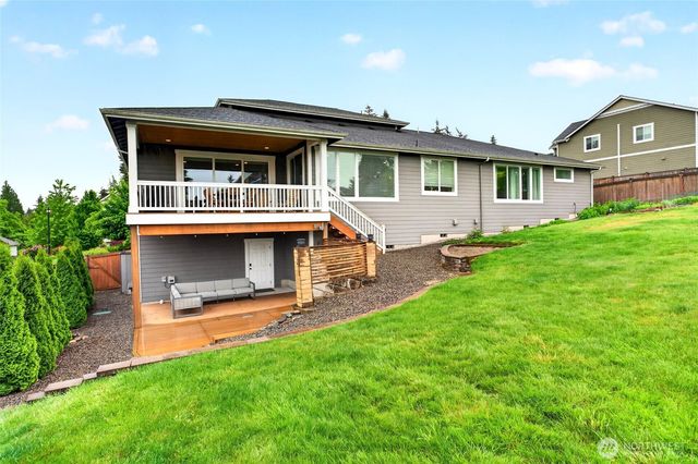 8019 119th Street E, Puyallup, WA 98373