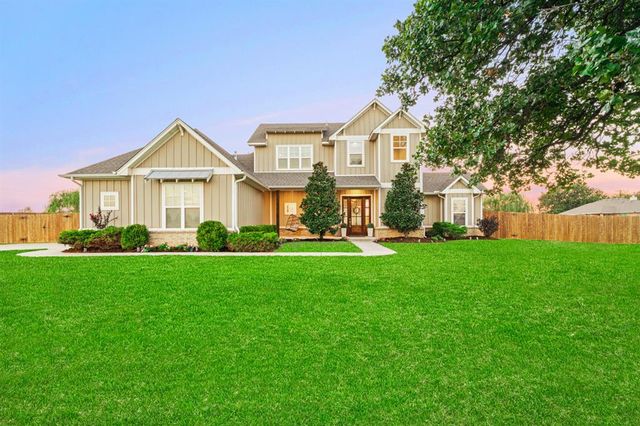10690 N Country Drive, Edmond, OK 73034