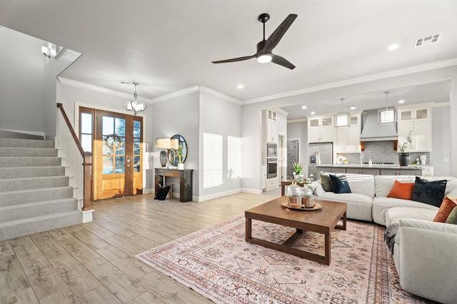 10690 N Country Drive, Edmond, OK 73034