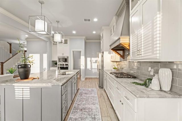 10690 N Country Drive, Edmond, OK 73034