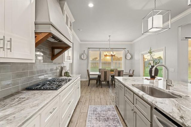 10690 N Country Drive, Edmond, OK 73034