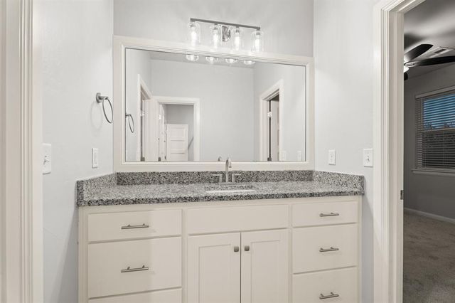 10690 N Country Drive, Edmond, OK 73034