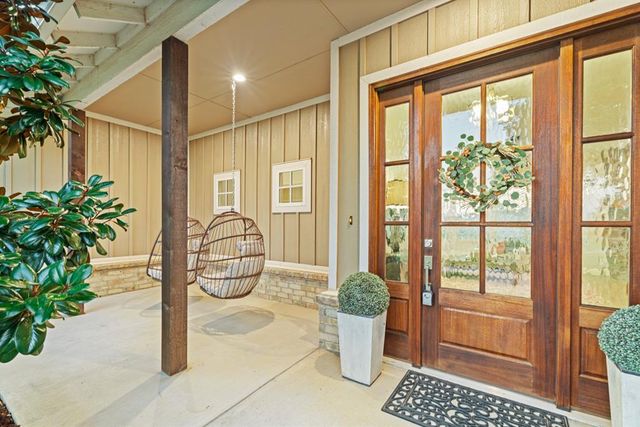 10690 N Country Drive, Edmond, OK 73034