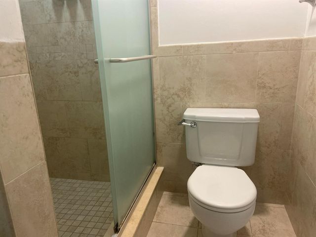 910 9th Way, West Palm Beach, FL 33407