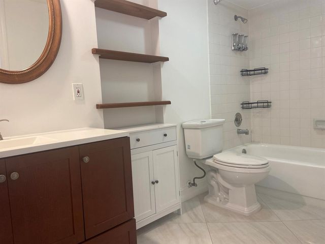 910 9th Way, West Palm Beach, FL 33407
