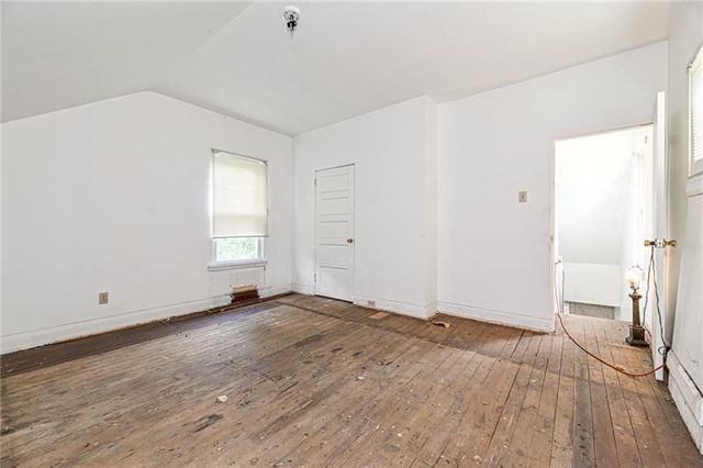 126 Cyrano Ave, Ross Twp, PA 15214