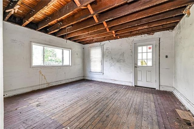 126 Cyrano Ave, Ross Twp, PA 15214