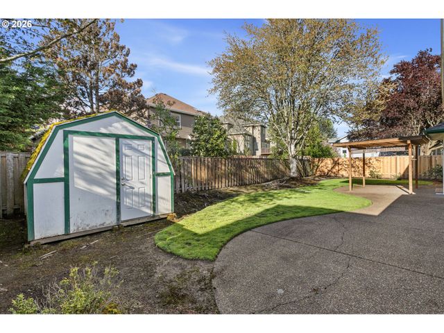 14361 Nw EAGLERIDGE Ln, Portland, OR 97229