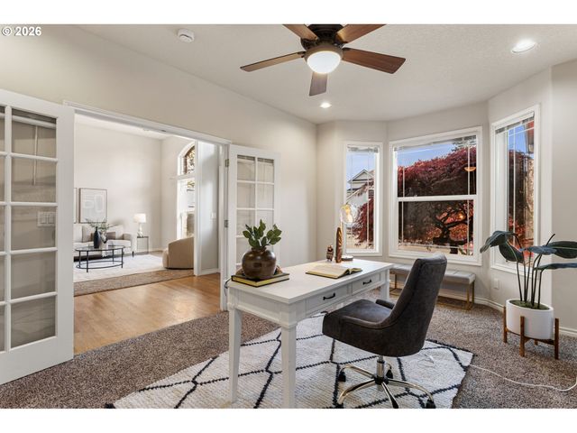 14361 Nw EAGLERIDGE Ln, Portland, OR 97229