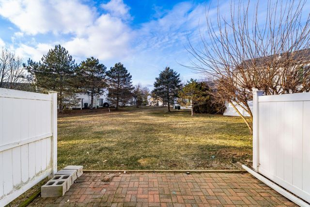 4644 Hobson Drive, 13D, Columbus, OH 43228