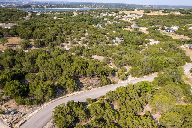 20011 Colonial LN, Lago Vista, TX 78645