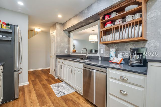70 Shipyard Dr Apt 139, Hilton Head Island, SC 29928