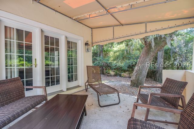70 Shipyard Dr Apt 139, Hilton Head Island, SC 29928