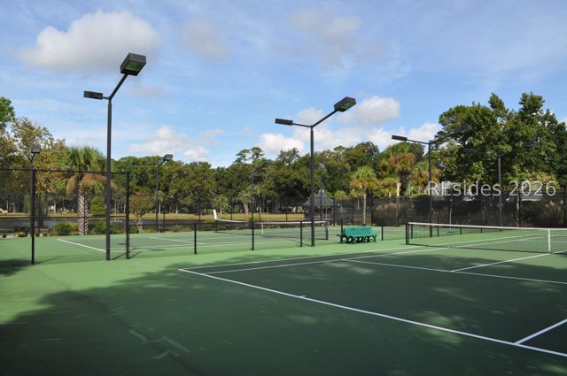 70 Shipyard Dr Apt 139, Hilton Head Island, SC 29928