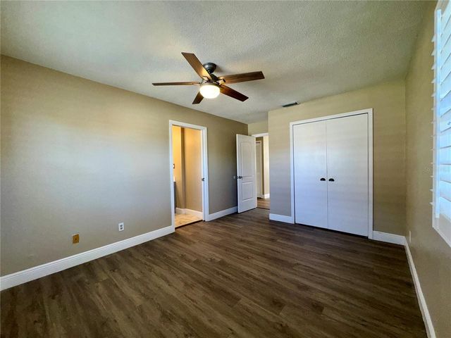 9805 N 46TH STREET, Tampa, FL 33617