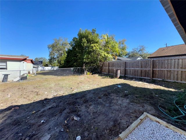 9805 N 46TH STREET, Tampa, FL 33617