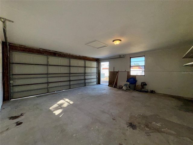 9805 N 46TH STREET, Tampa, FL 33617