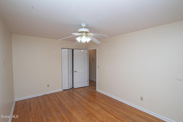 4 Rustyville Road, Colonie, NY 12211