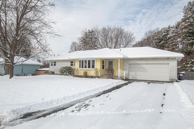 4 Rustyville Road, Colonie, NY 12211