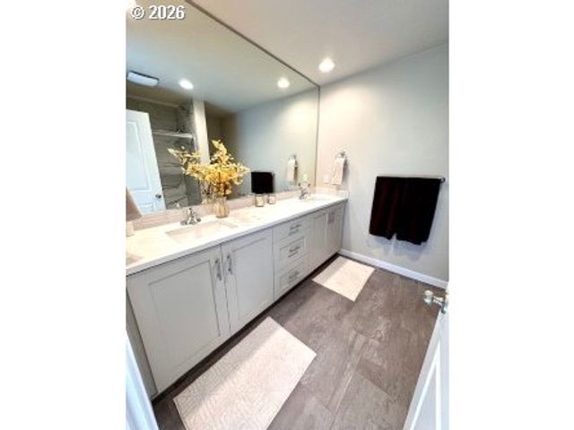 2719 S Heather St, Cornelius, OR 97113