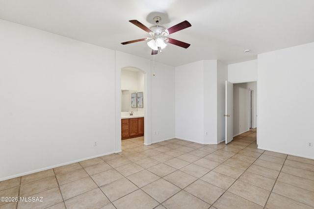 7704 S Trumpet Vine Avenue, Tucson, AZ 85747