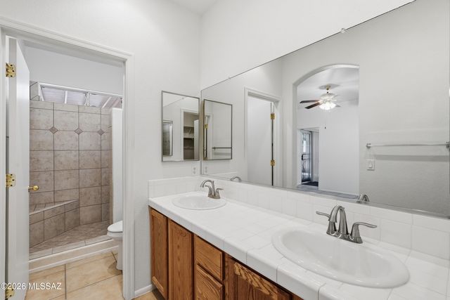 7704 S Trumpet Vine Avenue, Tucson, AZ 85747
