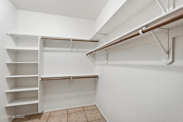 7704 S Trumpet Vine Avenue, Tucson, AZ 85747