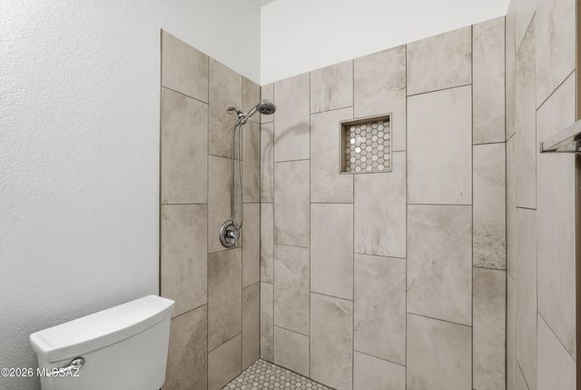 7704 S Trumpet Vine Avenue, Tucson, AZ 85747