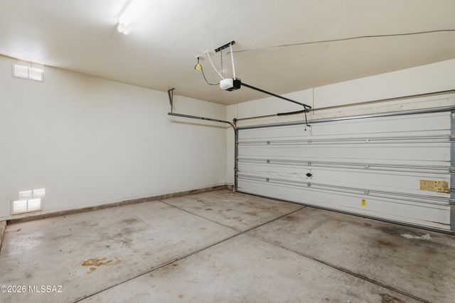7704 S Trumpet Vine Avenue, Tucson, AZ 85747