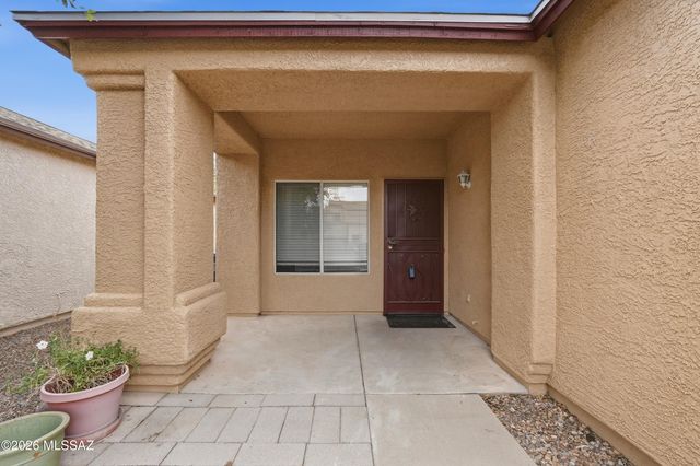 7704 S Trumpet Vine Avenue, Tucson, AZ 85747
