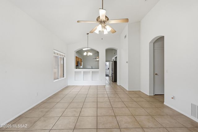 7704 S Trumpet Vine Avenue, Tucson, AZ 85747