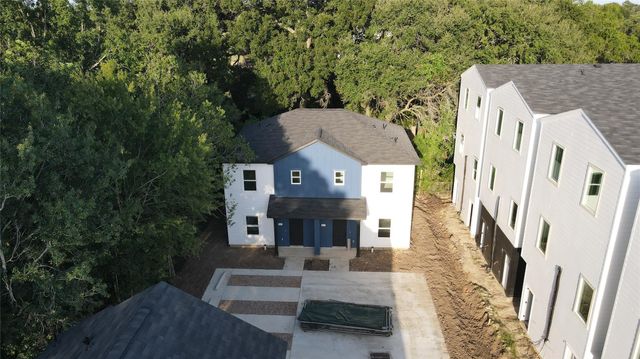 9439 Radio Road B, Houston, TX 77075