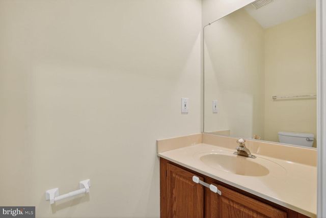 7932 BLUE GRAY CIR, Manassas, VA 20109