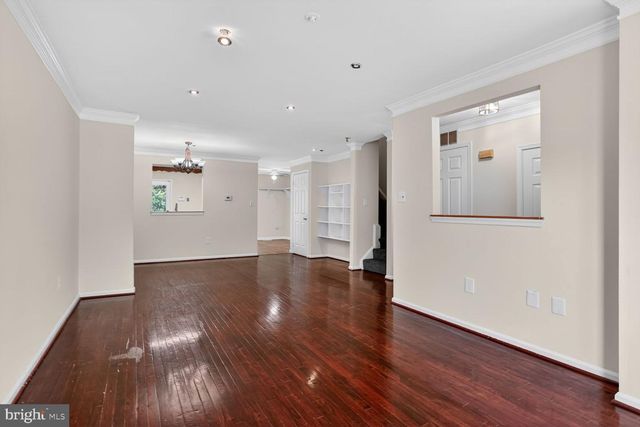 7932 BLUE GRAY CIR, Manassas, VA 20109