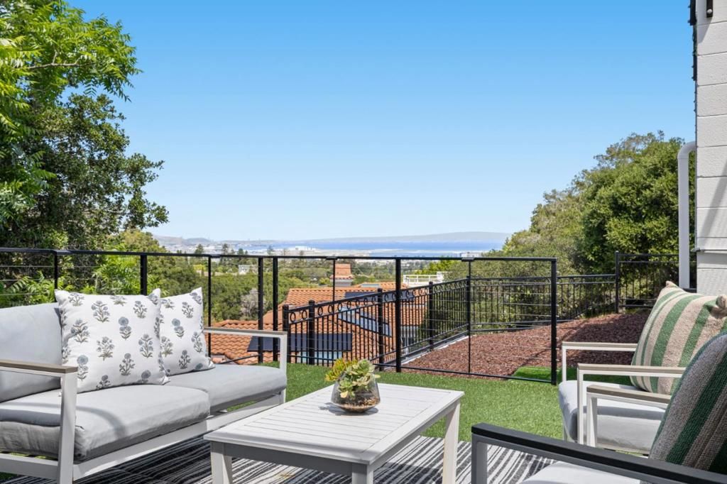 Image 36 of property listing at 2620 Summit Drive, Burlingame, CA 94010