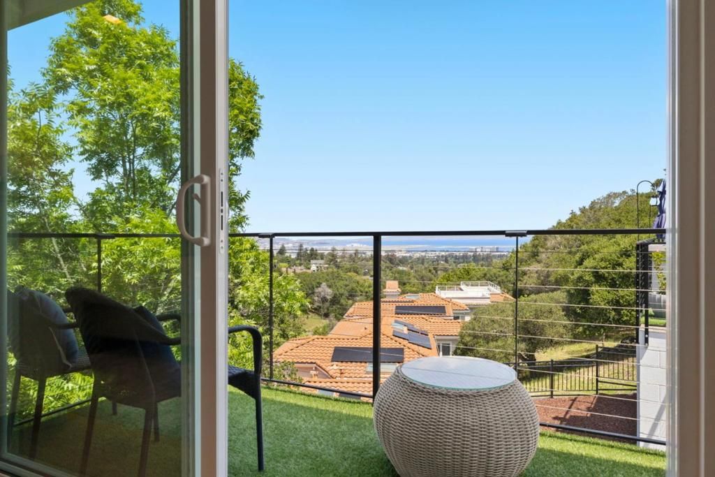 Image 52 of property listing at 2620 Summit Drive, Burlingame, CA 94010