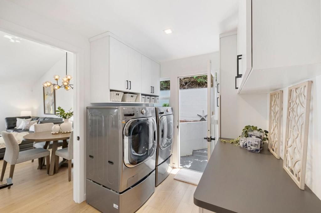 Image 54 of property listing at 2620 Summit Drive, Burlingame, CA 94010