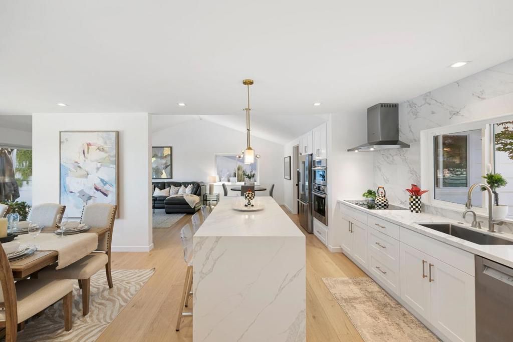 Image 63 of property listing at 2620 Summit Drive, Burlingame, CA 94010