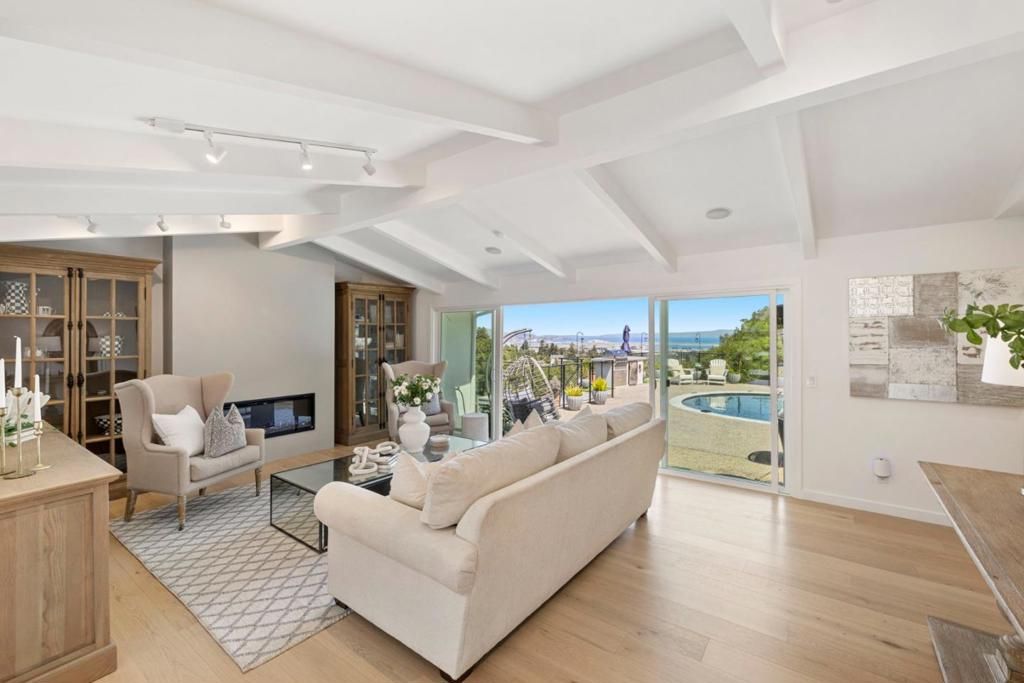Image 69 of property listing at 2620 Summit Drive, Burlingame, CA 94010
