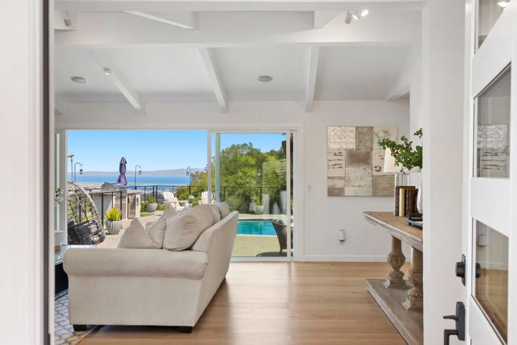 Image 70 of property listing at 2620 Summit Drive, Burlingame, CA 94010