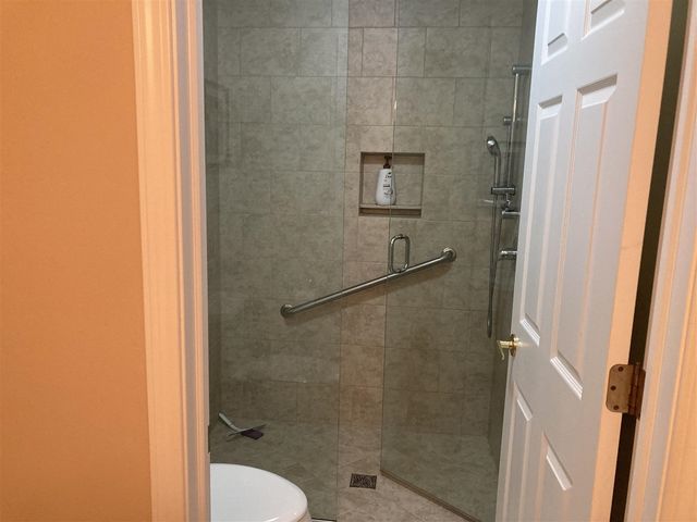 135 Rose Court, Battle Creek, MI 49015