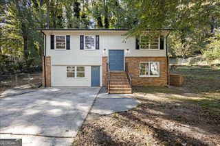 5645 Hammond Drive, Norcross, GA 30071